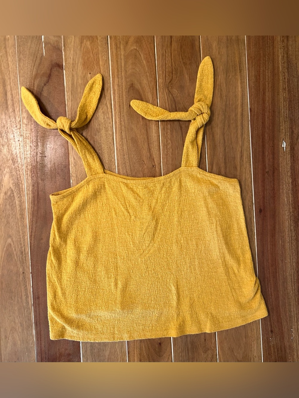 Express Mustard Yellow Tie Shoulder Cropped Cami Knit Tank Top Womens Medium NWT